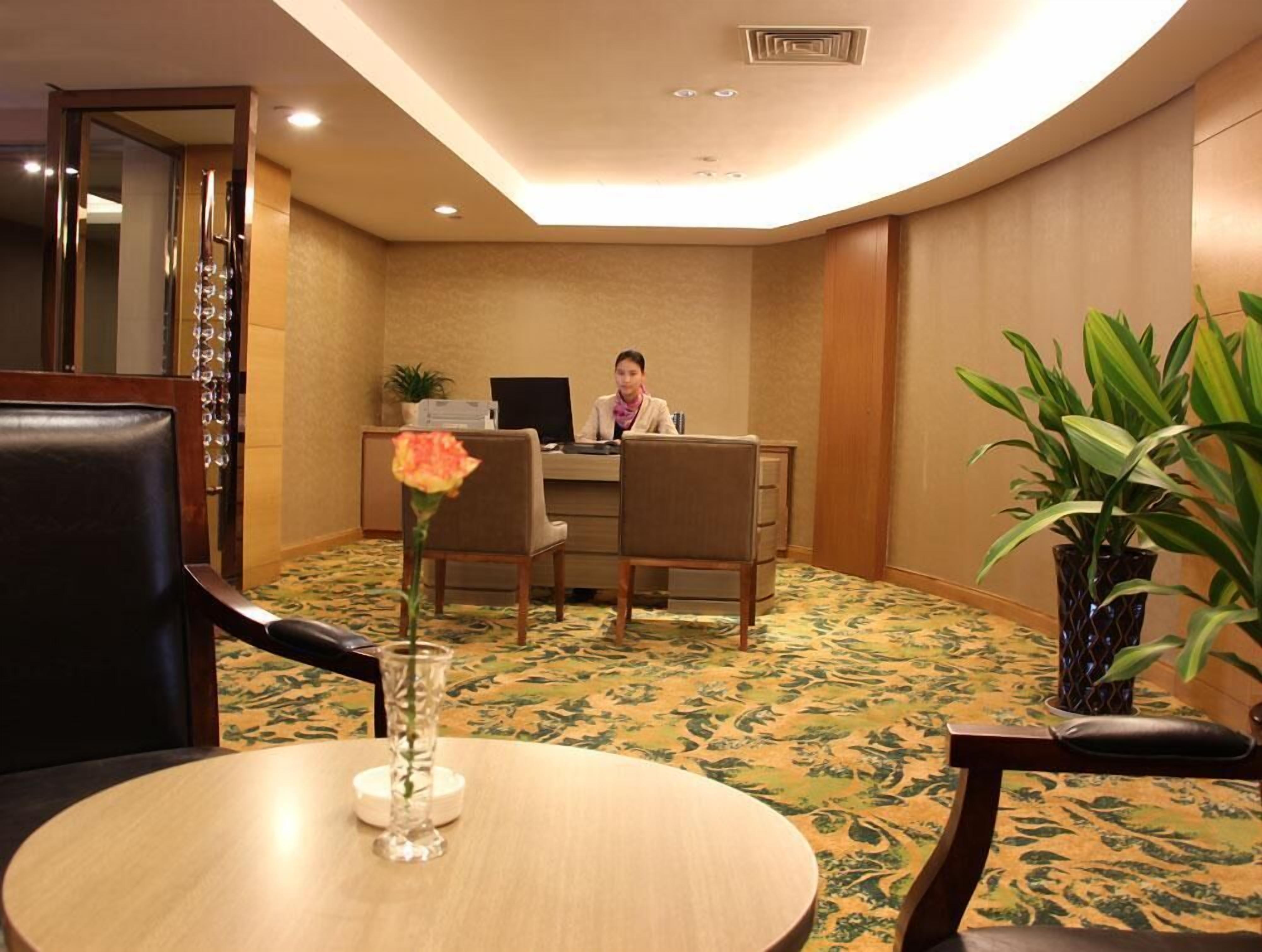 concierge desk
