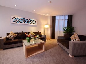 37-Zoll-Flachbildfernseher mit Kabelempfang, Fernseher