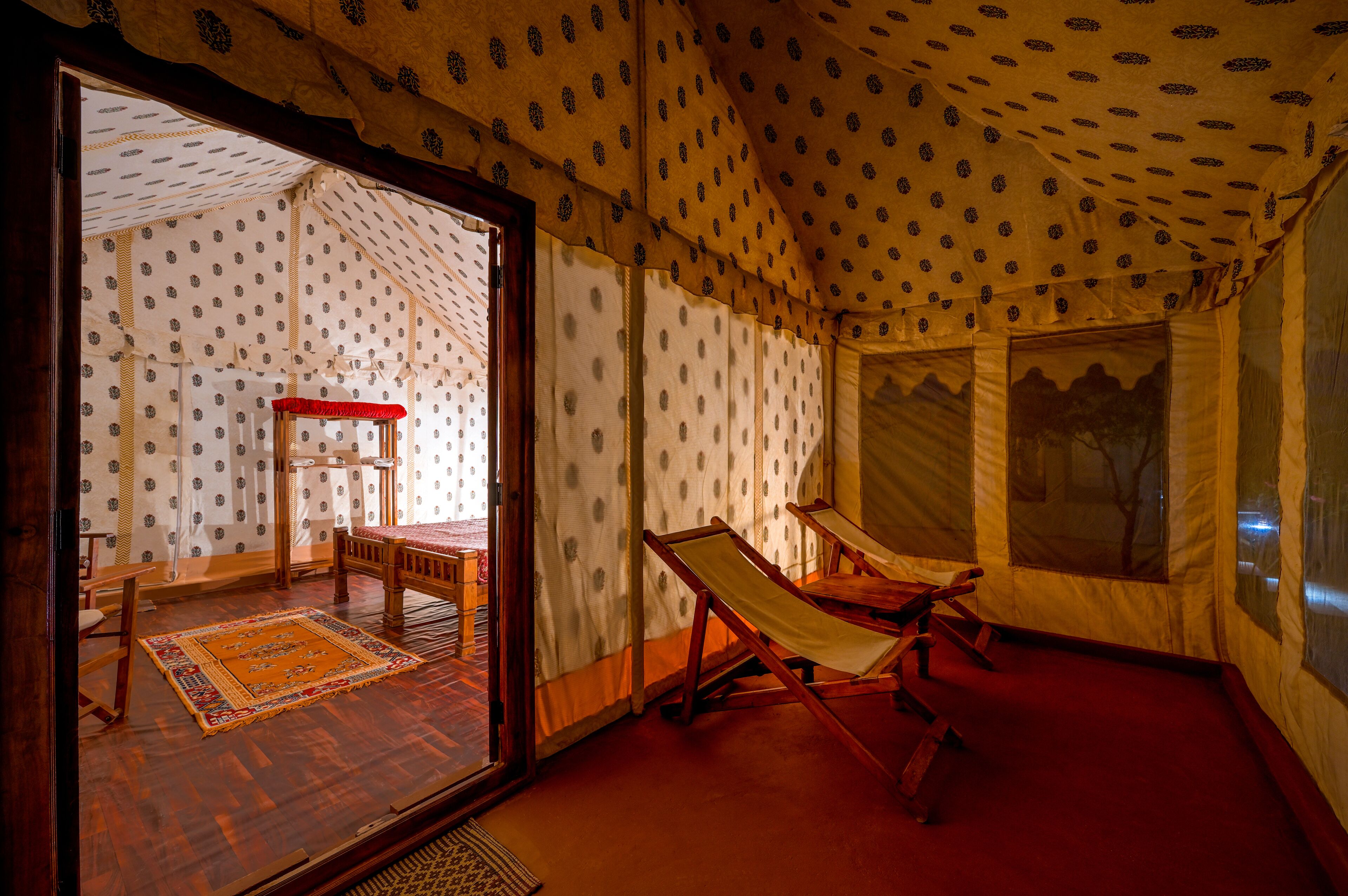 Air Fan Luxury Tent | 1 bedroom, cots/infant beds, bed sheets