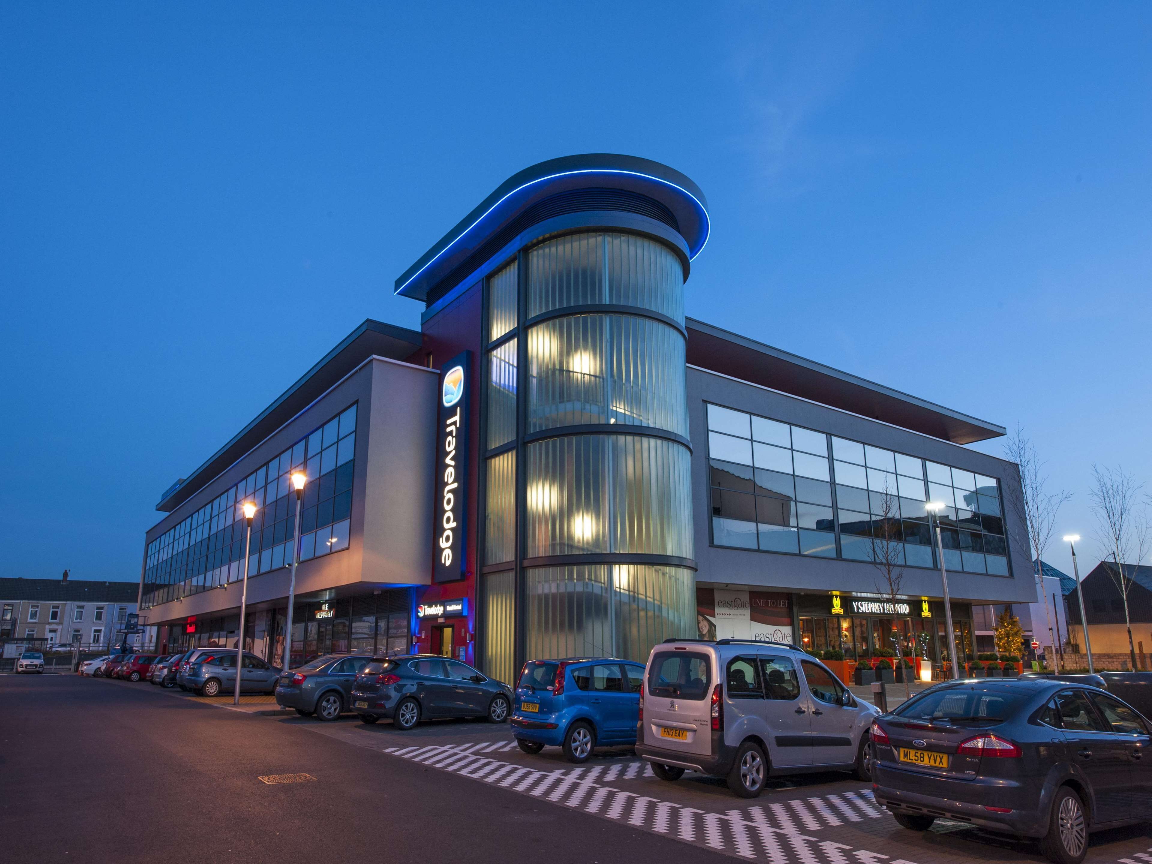 المنشأة من الخارج