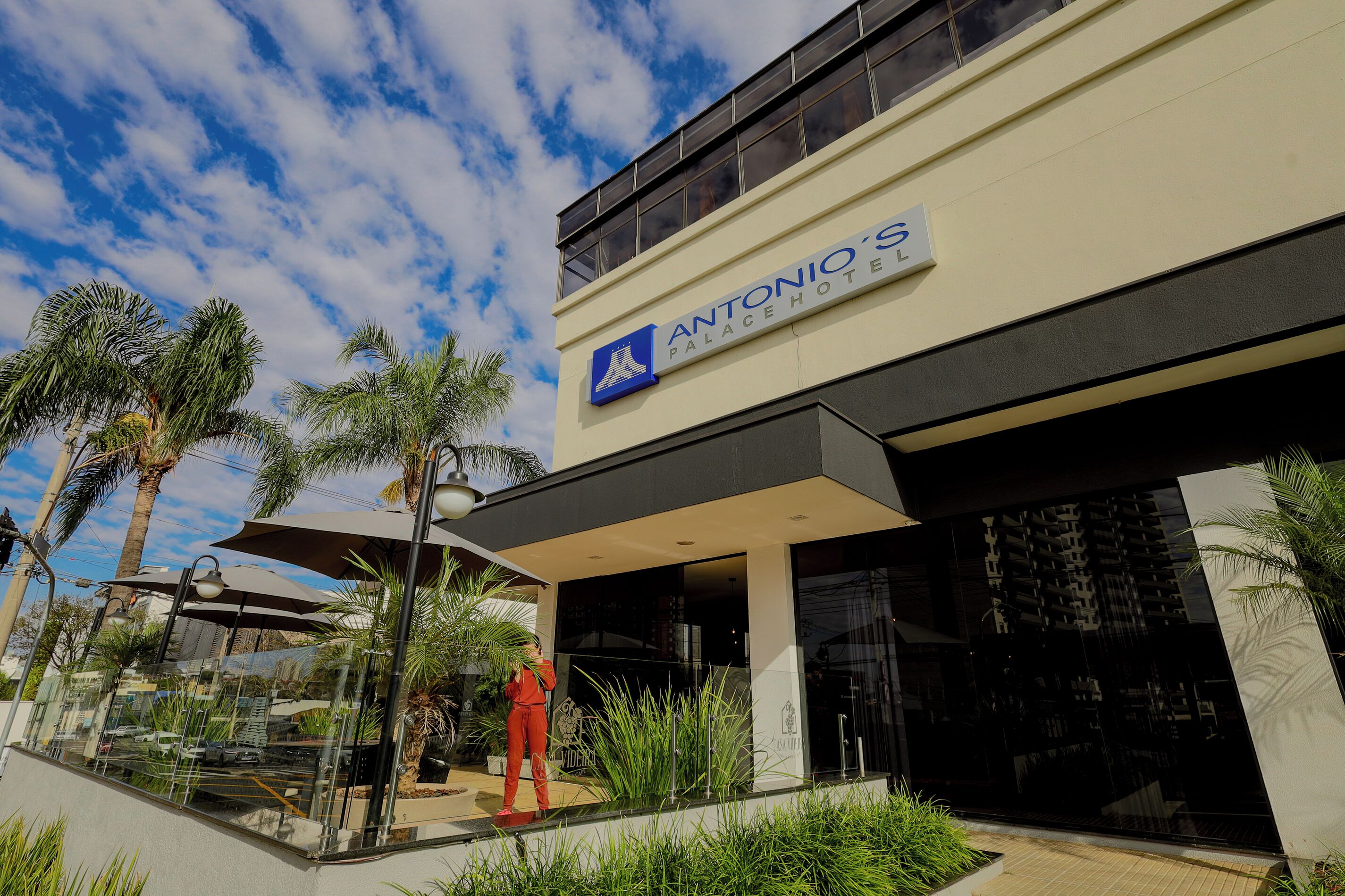 ด้านหน้าที่พัก