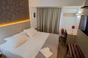 Standard Double Room | Minibar, individually decorated, individually furnished, desk - Antonio's Palace Hotel (Piracicaba)