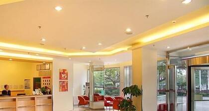 Yinzuo Jiayi Hotel - Qingdao