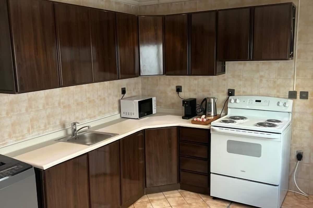 villa, 3 bedrooms | private kitchen | fridge, oven, coffee/tea maker, electric kettle