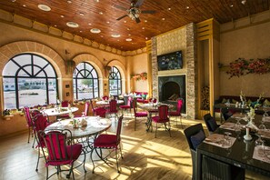 Lobby-Lounge