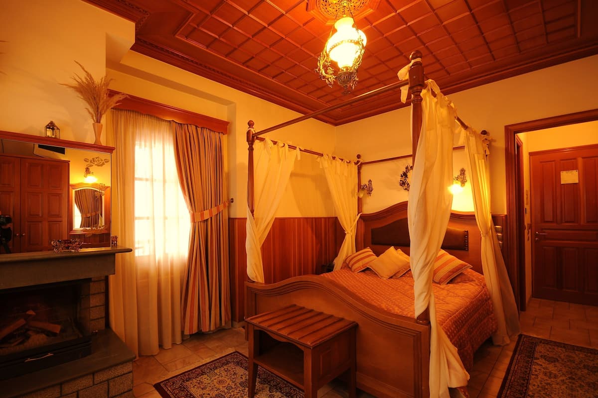 Premium bedding, down duvets, Select Comfort beds, minibar