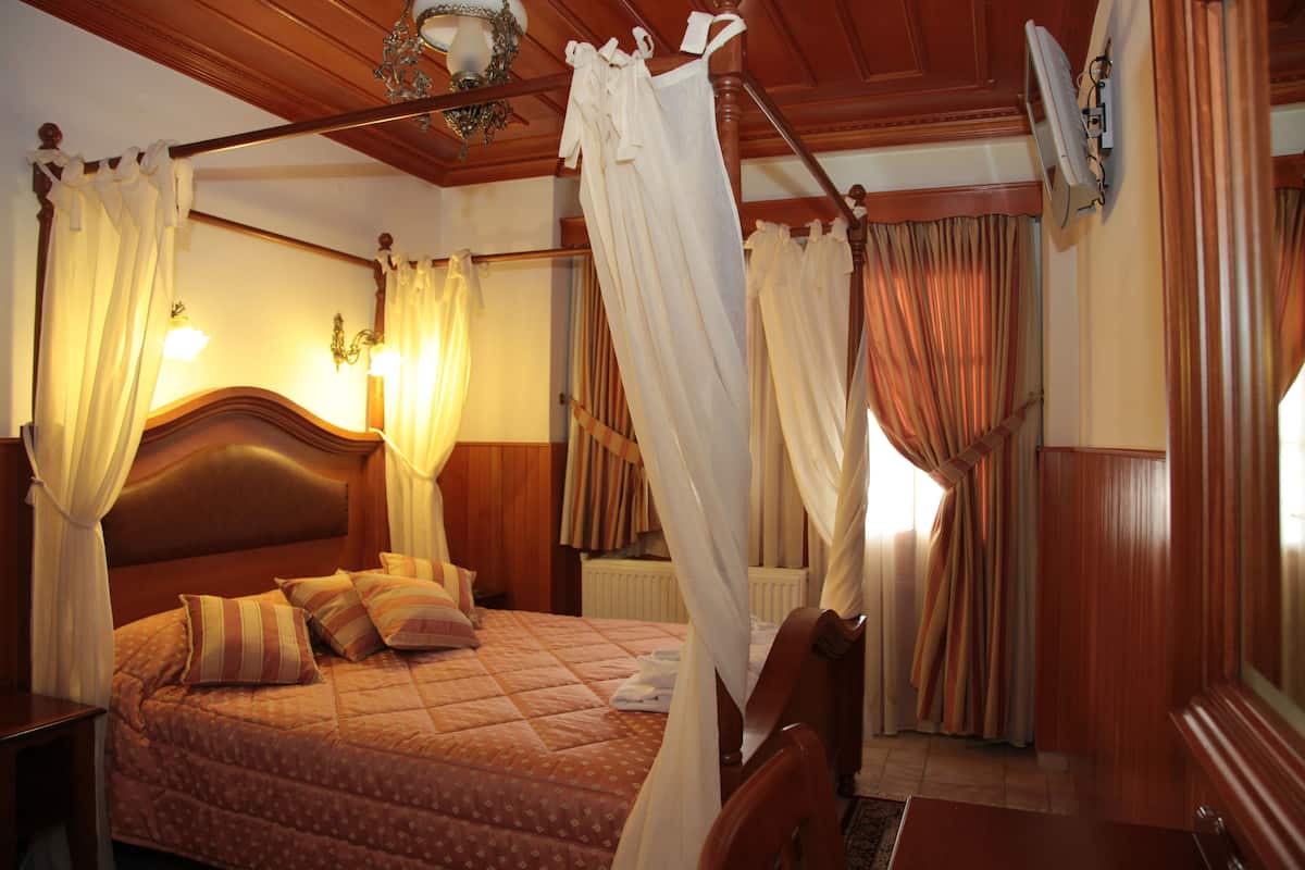 Hochwertige Bettwaren, Daunenbettdecken, Select-Comfort-Betten, Minibar