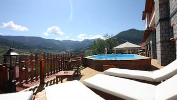 Sundeck