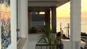 Master Room | Balcony - Pousada Casa da Vitória (Salvador)