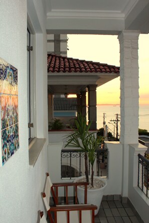 Master Room | Balcony
