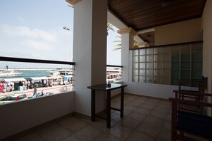 شرفة/رواق