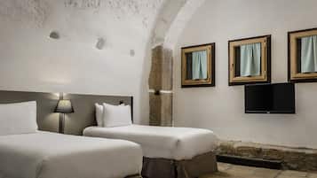 Down comforters, minibar, in-room safe, individually furnished