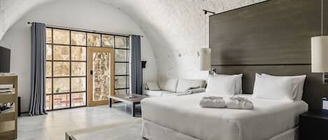 羽絨被、迷你吧、房內夾萬、獨特裝修