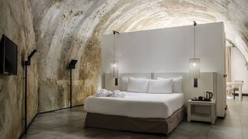 Down duvets, minibar, in-room safe, individually furnished