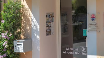 EntrĂ©e de lâhĂ©bergement