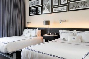 Ropa de cama de alta calidad y camas con pillow-top 