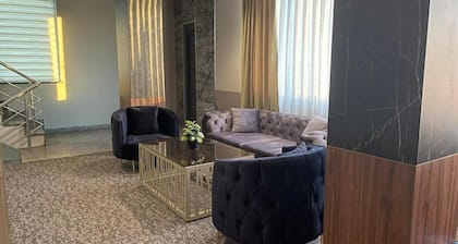Emka Hotel