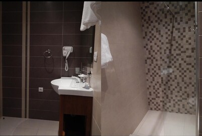 Emka Hotel