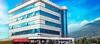 Emka Hotel