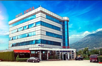 Emka Hotel