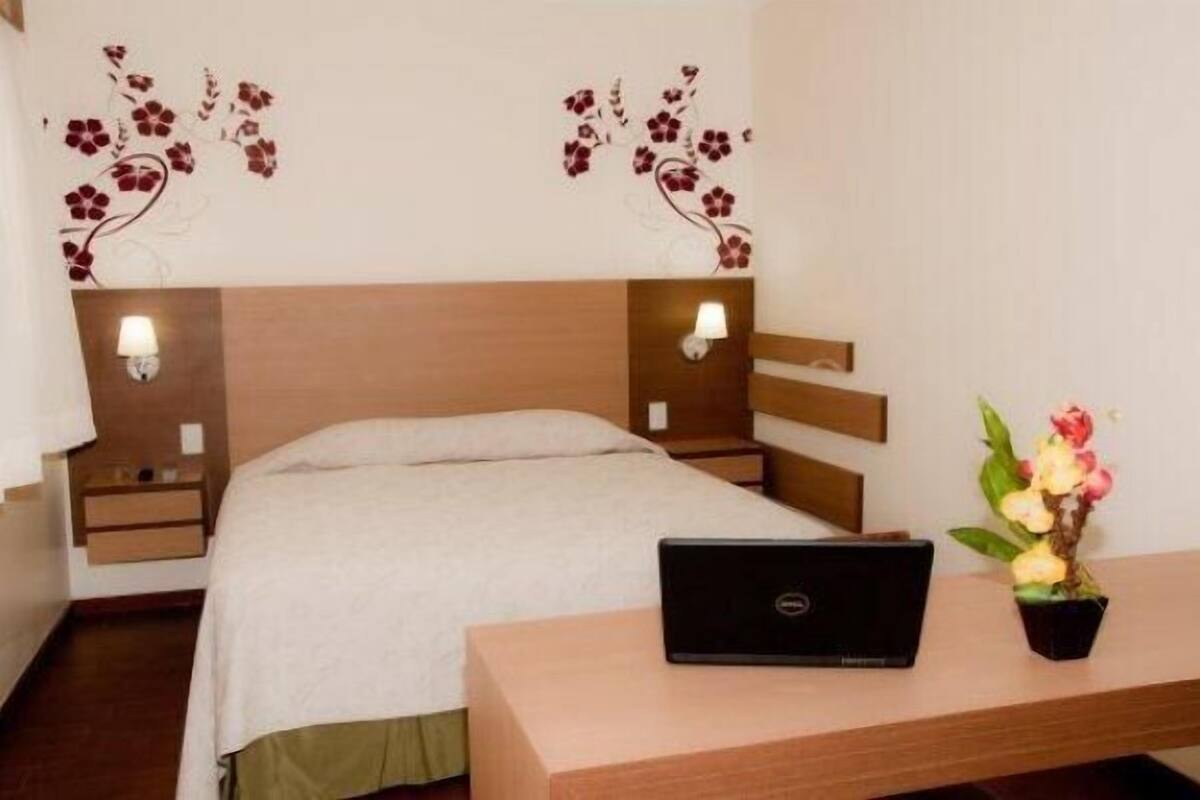 minibar, in-room safe, individually decorated, individually furnished