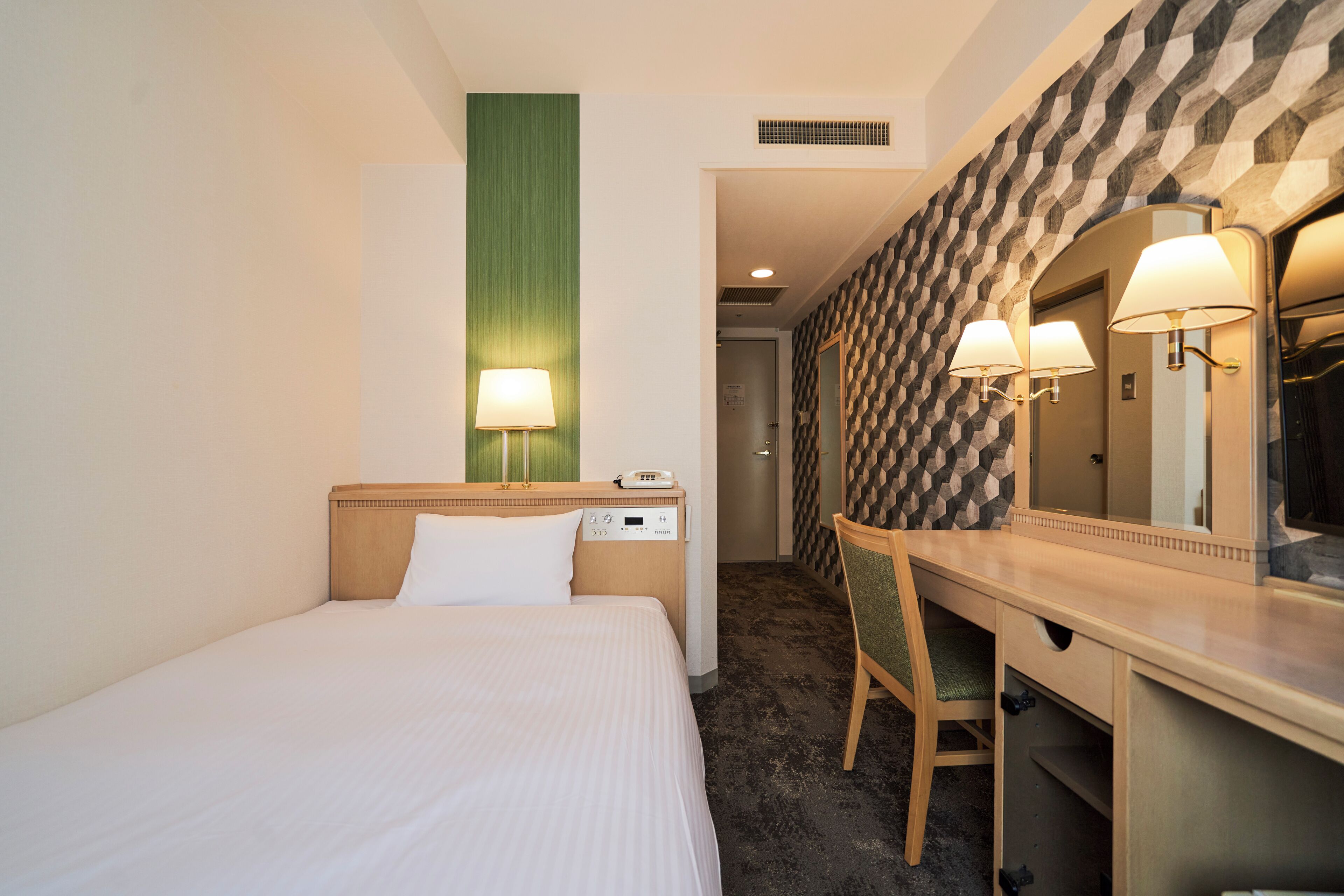 Desk, laptop workspace, iron/ironing board, free WiFi