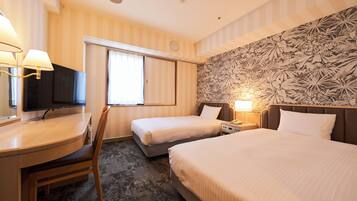 Bureau, fer et planche à repasser, Wi-Fi gratuit, draps fournis