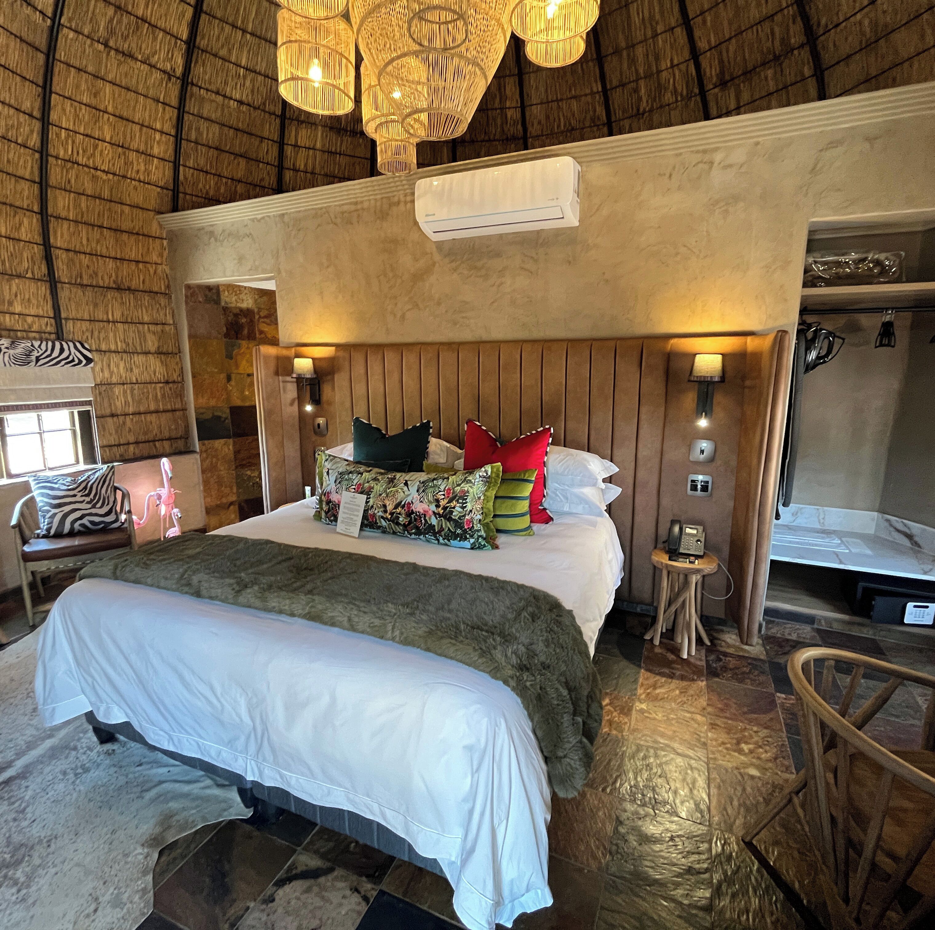 Lakens van Egyptisch katoen, luxe beddengoed, donsdekens, een minibar
