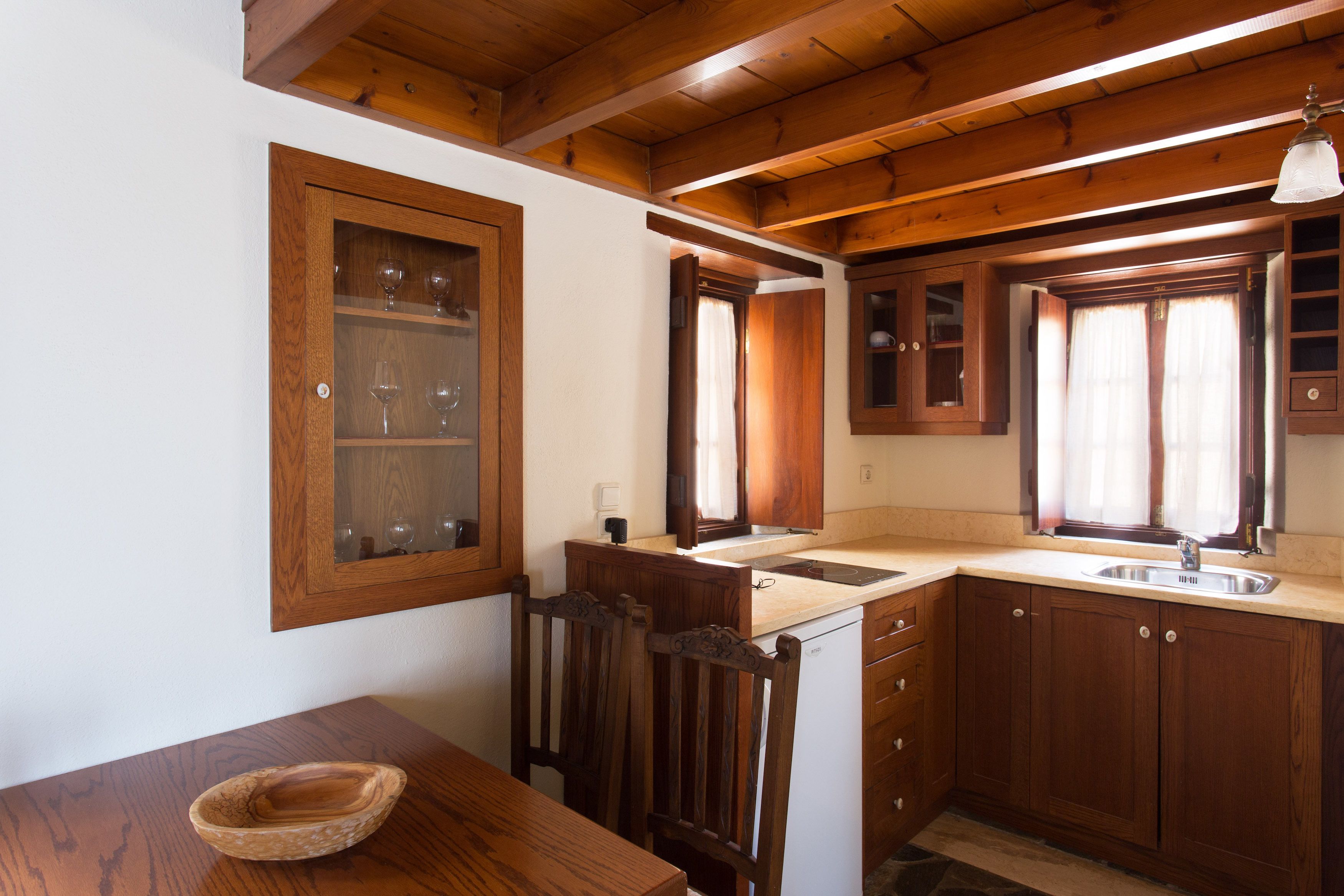 family suite, 1 bedroom, kitchenette, sea view | private kitchenette