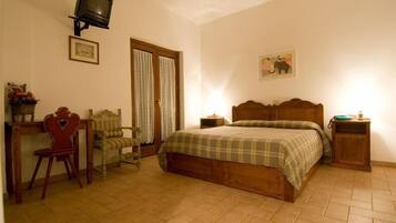 Desk, iron/ironing board, cribs/infant beds, free WiFi