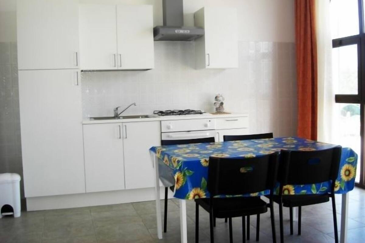 Apartamento estándar, vistas al jardín | Servicio de comidas en la habitación