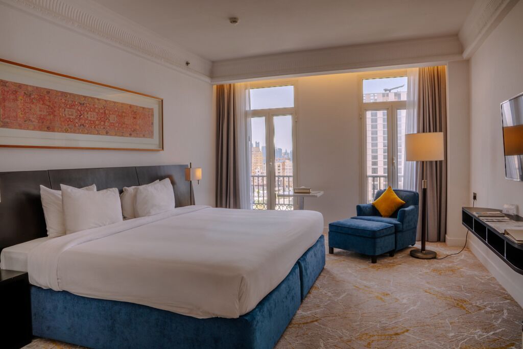 Deluxe-Suite, 1 Schlafzimmer, Stadtblick | Hochwertige Bettwaren, Daunenbettdecken, Minibar, Zimmersafe