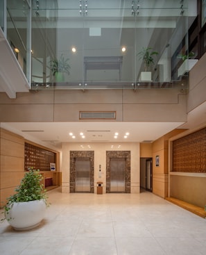 Elevator
