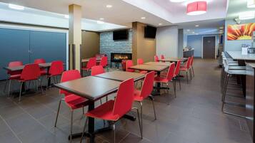 فطور مجهز للتنقل مجانًا يوميًا