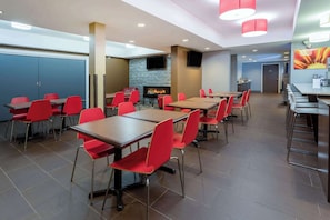 매일 테이크아웃 무료 아침 식사 포함