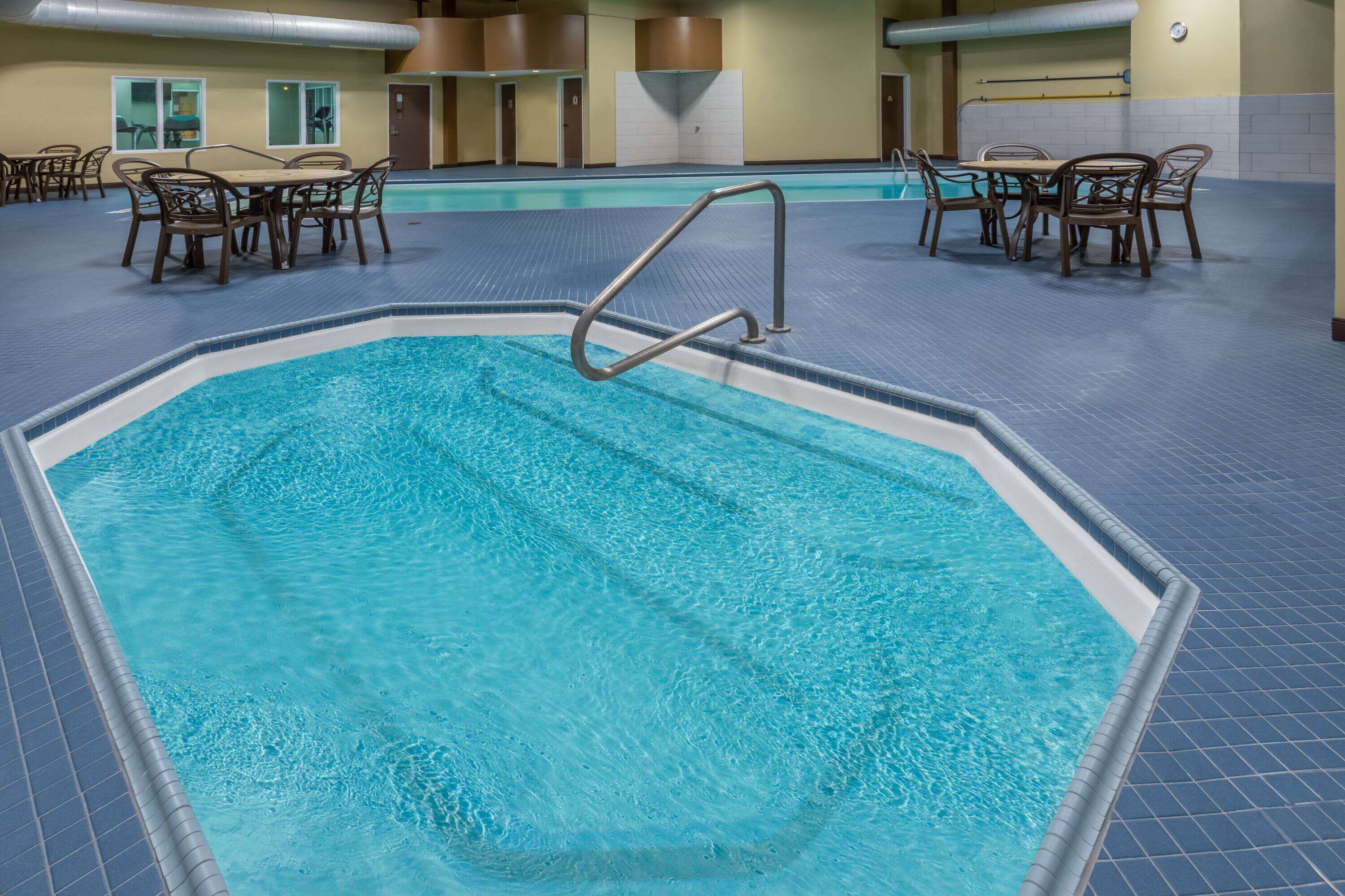 indoor pool, open 8:00 am to 10:00 pm, pool loungers