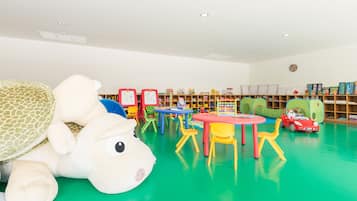 Children’s play area – indoor