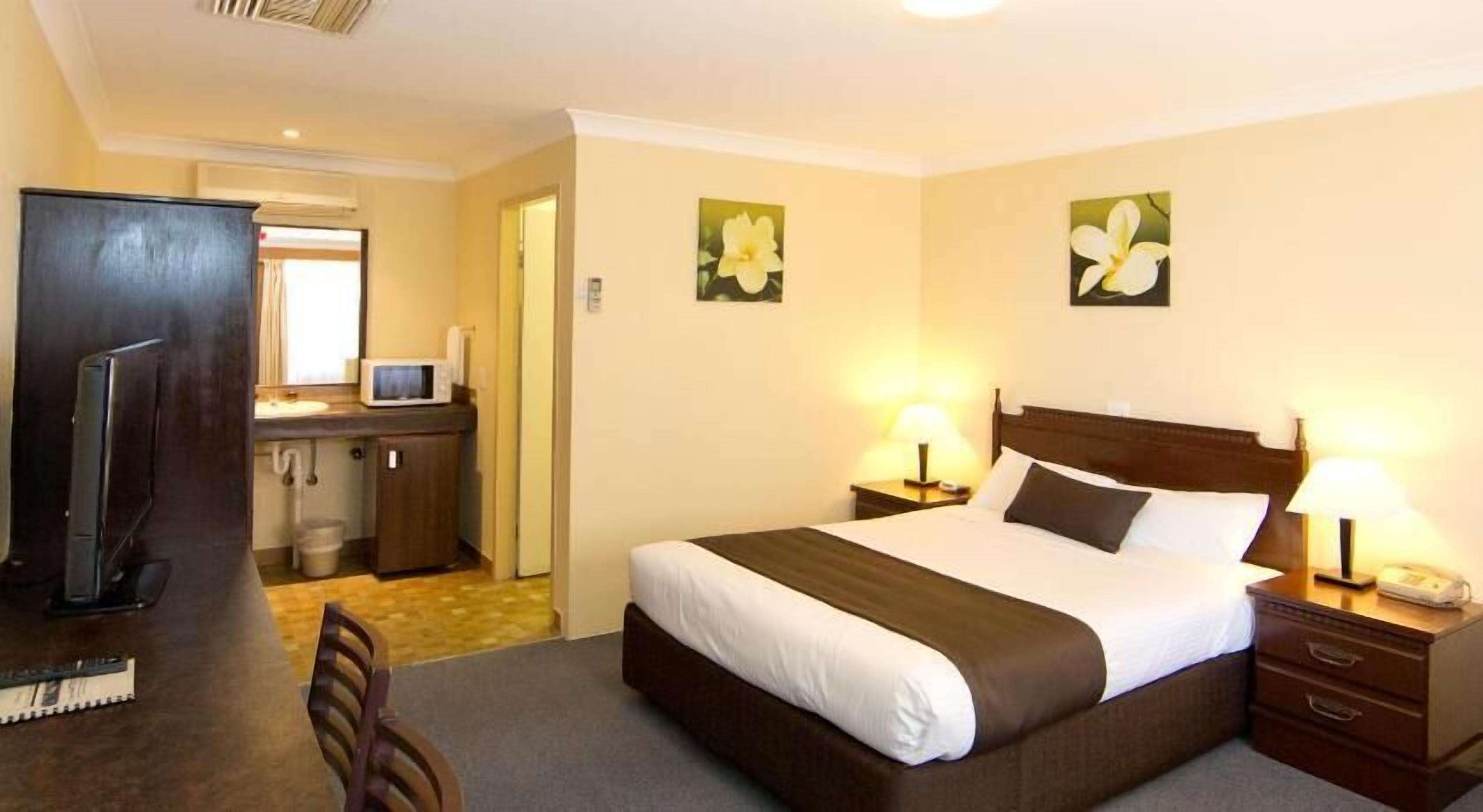 أغطية فراش متميزة وألحفة محشوة بالريش وبديكورات فريدة لكل غرفة ومكتب