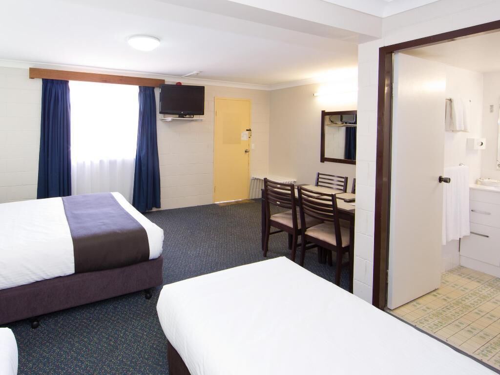 أغطية فراش متميزة وألحفة محشوة بالريش وبديكورات فريدة لكل غرفة ومكتب