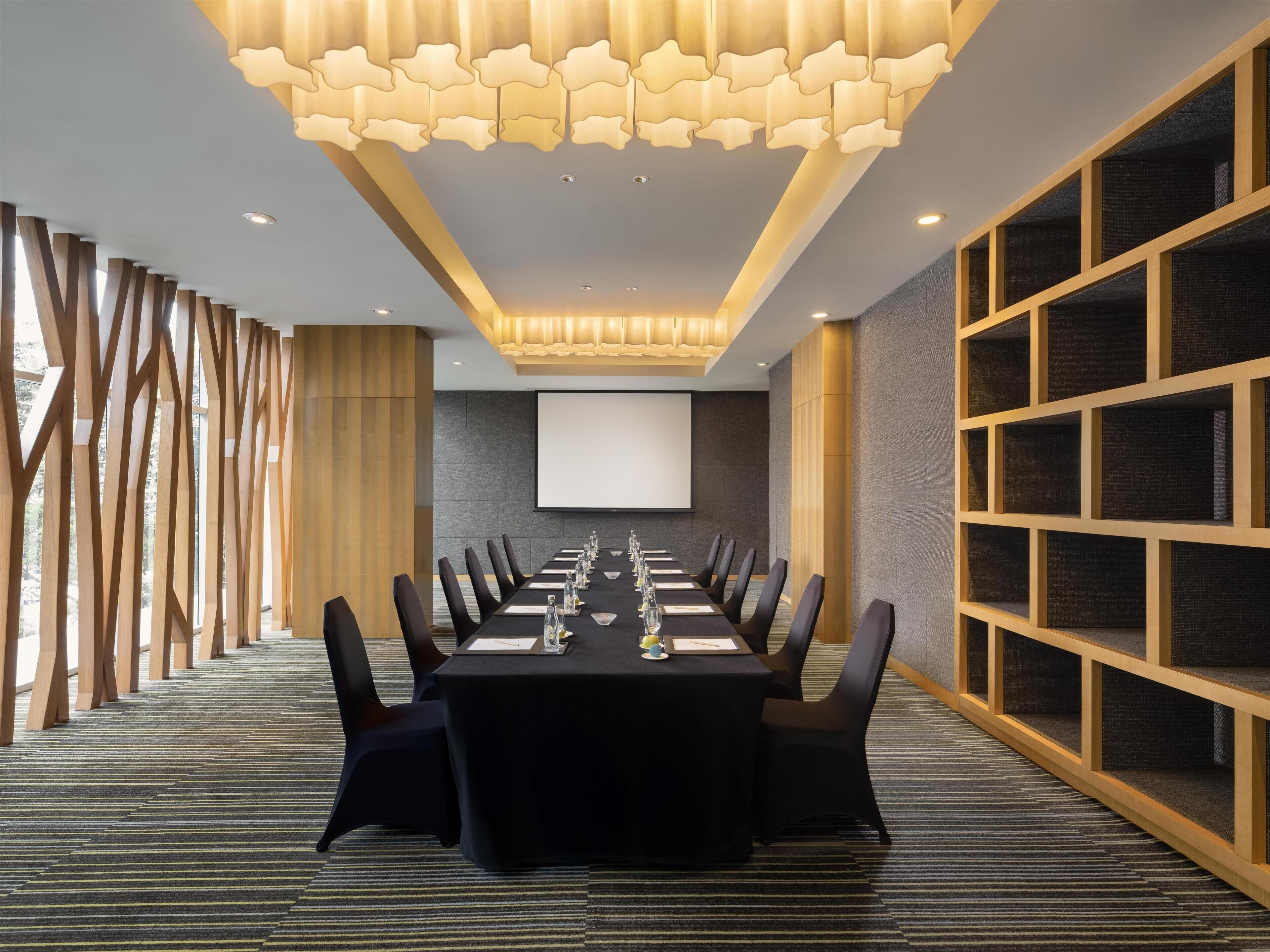 Meeting facility
