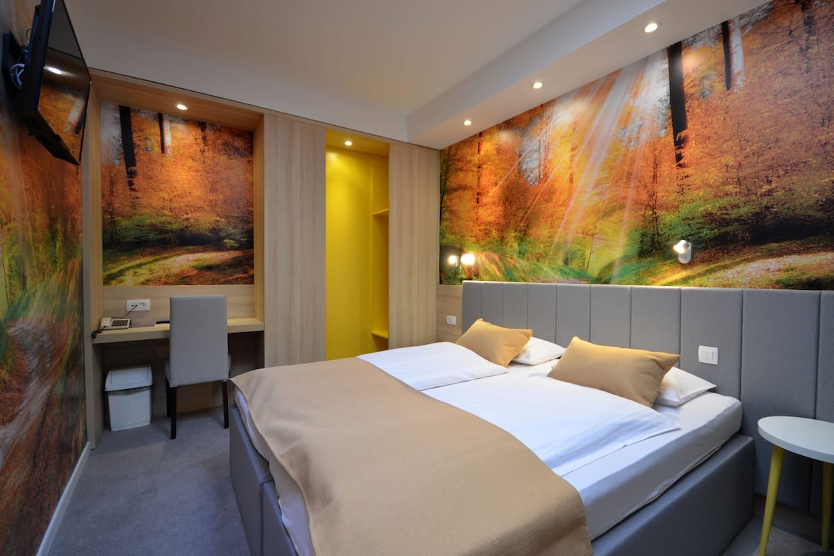 Classic Double Room, Private Bathroom