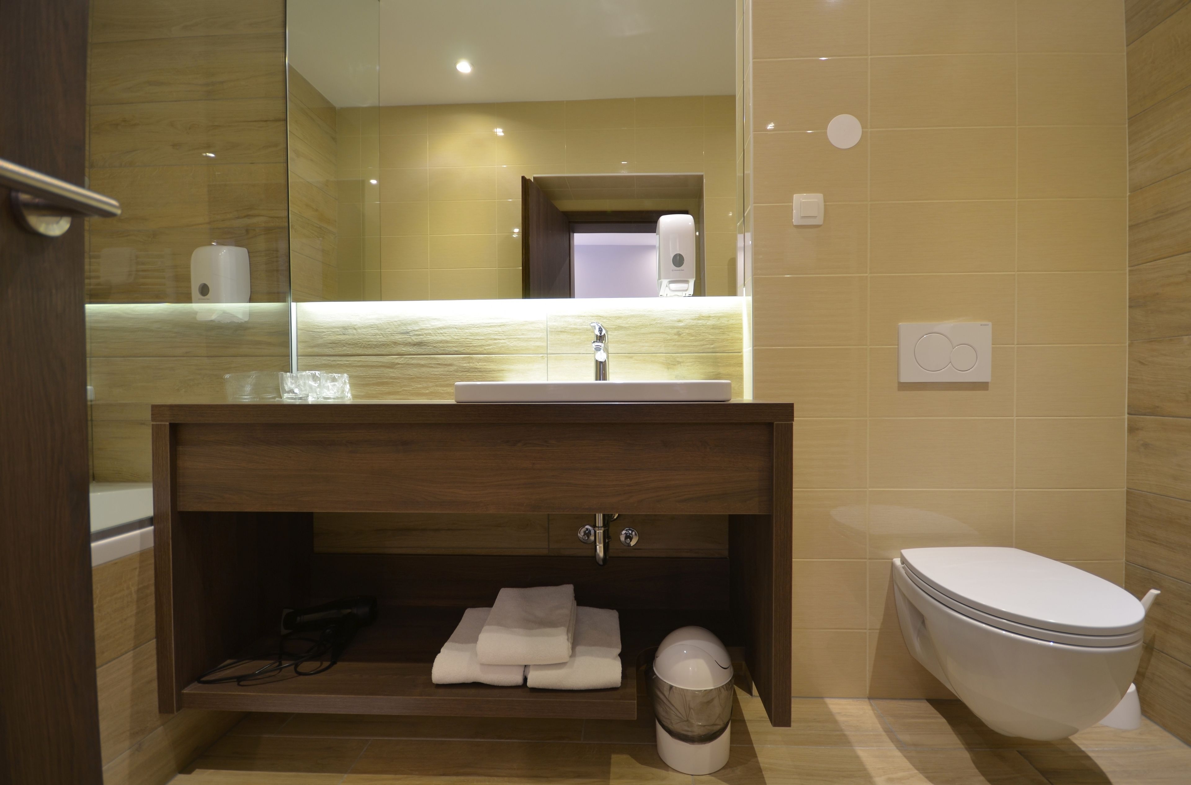 Photo - Hotel Emonec