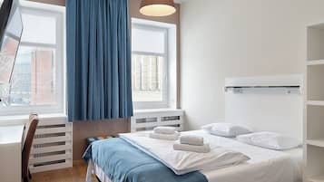 Dubbelrum | Skrivbord, arbetsyta för laptop, mörklÀggningsgardiner och gratis wi-fi