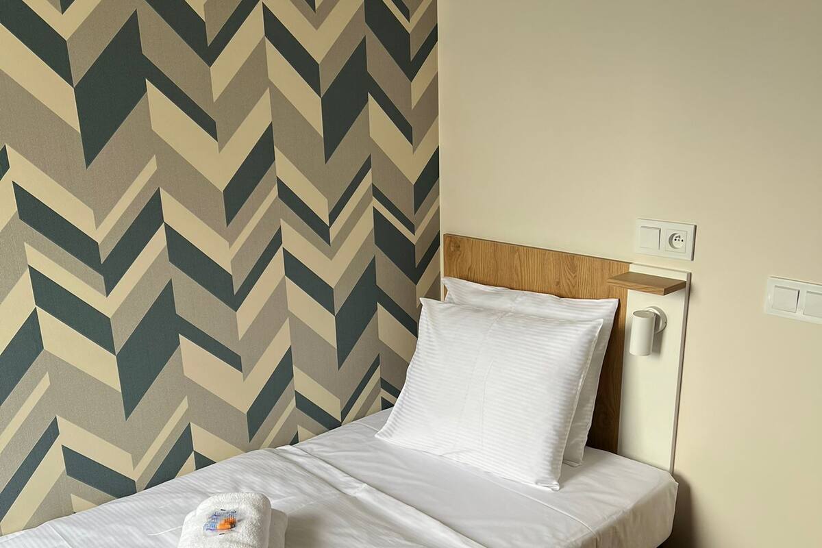 1 chambre, bureau, espace de travail pour ordinateur portable