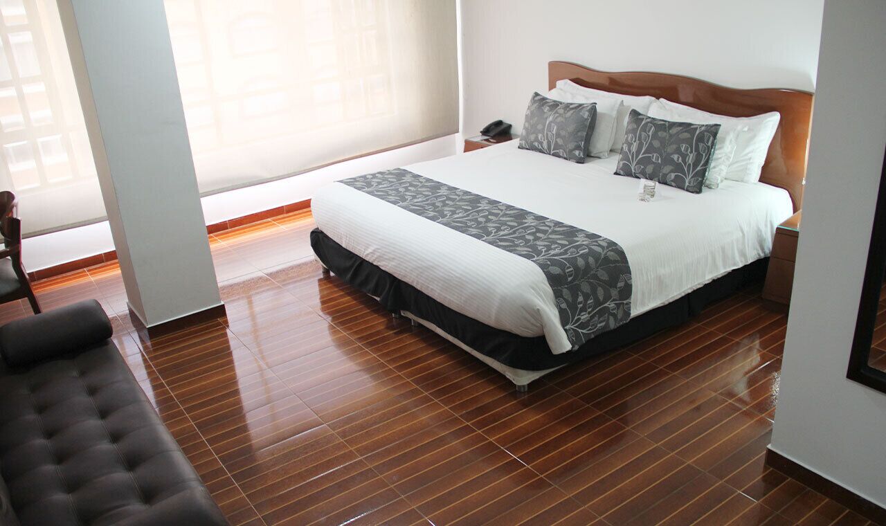 1 bedroom, premium bedding, pillow-top beds, minibar