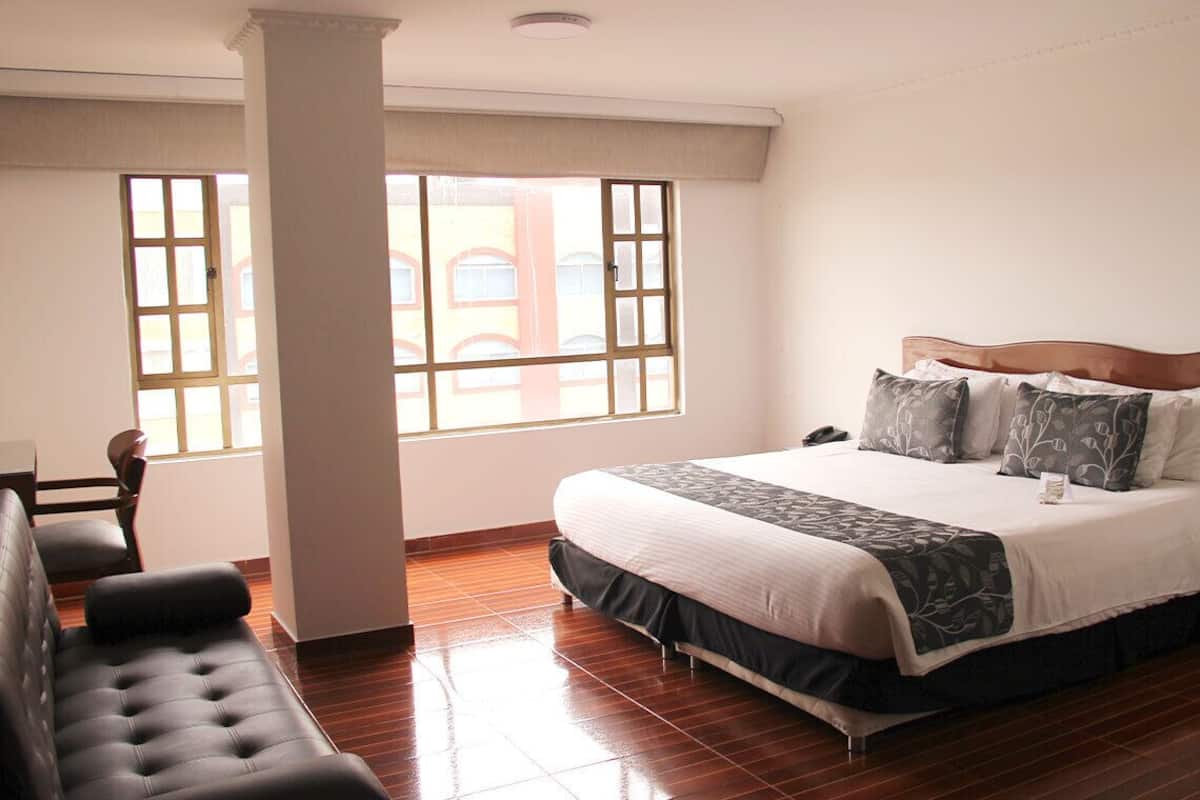 Premium Double Room, 1 Bedroom | 1 bedroom, premium bedding, pillowtop beds, minibar