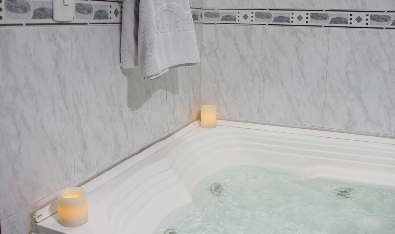 1 bedroom, premium bedding, pillow-top beds, minibar