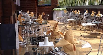 Hotel Colombians Suite International