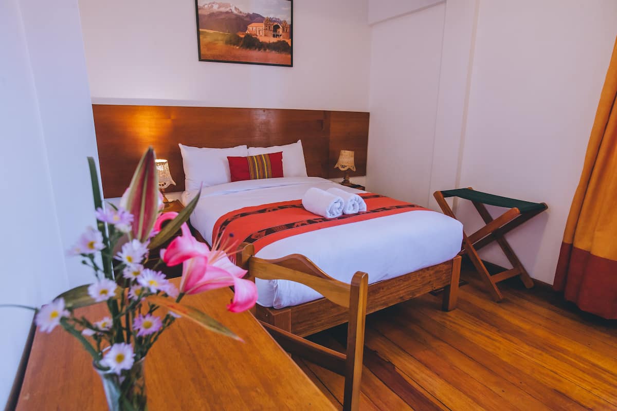 1 bedroom, in-room safe, desk, free WiFi