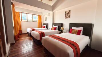 Standard Triple Room | In-room safe, desk, free WiFi, bed sheets